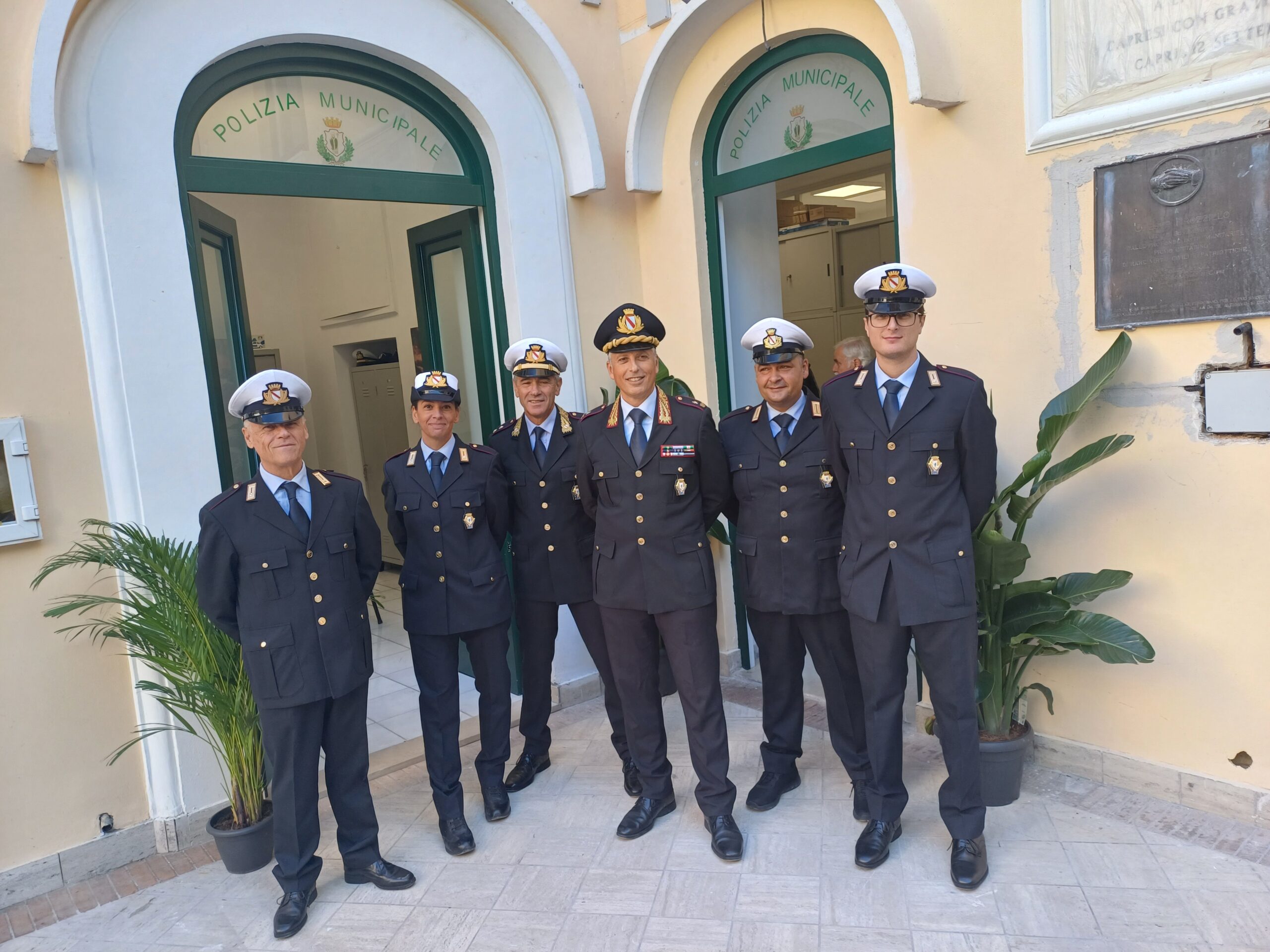 La Polizia Municipale di Capri torna “a casa”: inaugurati i nuovi uffici (photogallery)