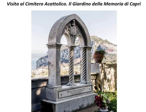 Passeggiate d’autore, viaggio nel Giardino della Memoria di Capri con il prof. Renato Esposito