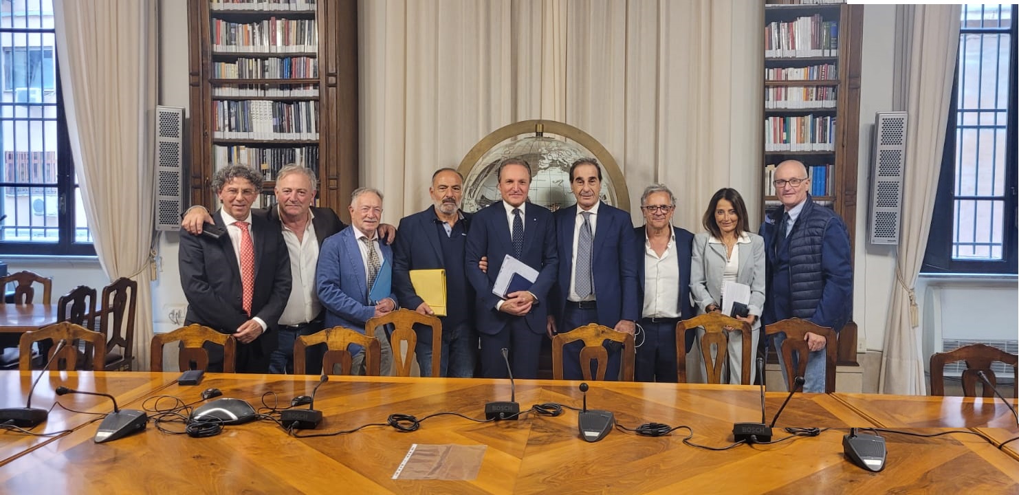 Incubo demolizioni: i comitati per la difesa della casa ricevuti al Ministero delle Infrastrutture, per l’isola di Capri presente l’architetto Di Tommaso