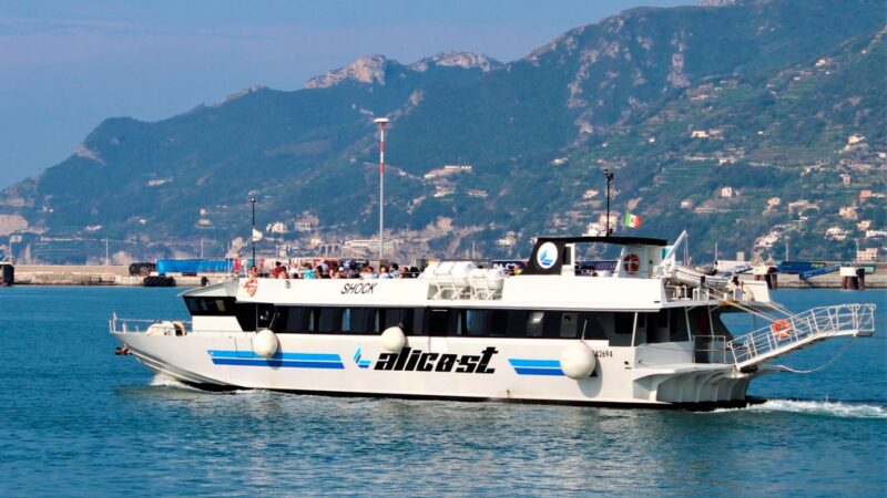 Continue richieste dei tour operator, Alicost prolunga le corse Salerno-Costiera-Capri anche a novembre