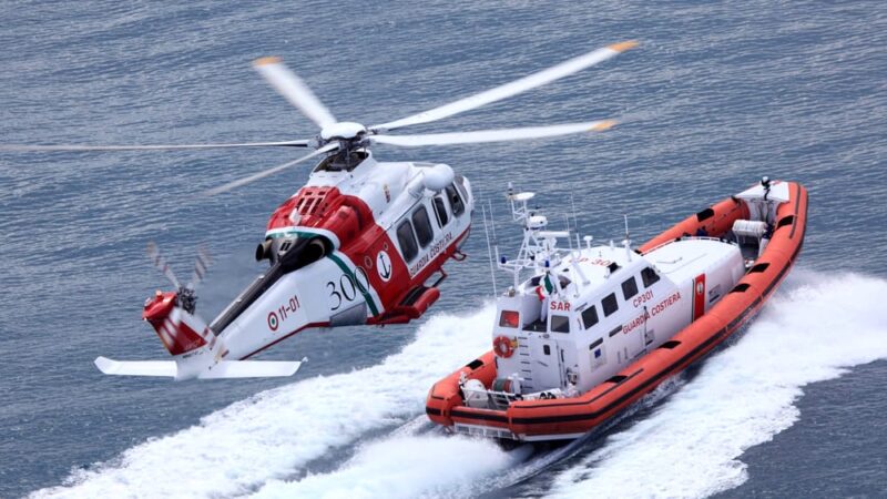 Ammaraggio di un aereo nel golfo di Napoli: maxi esercitazione di ricerca e soccorso in mare, numerosi mezzi coinvolti