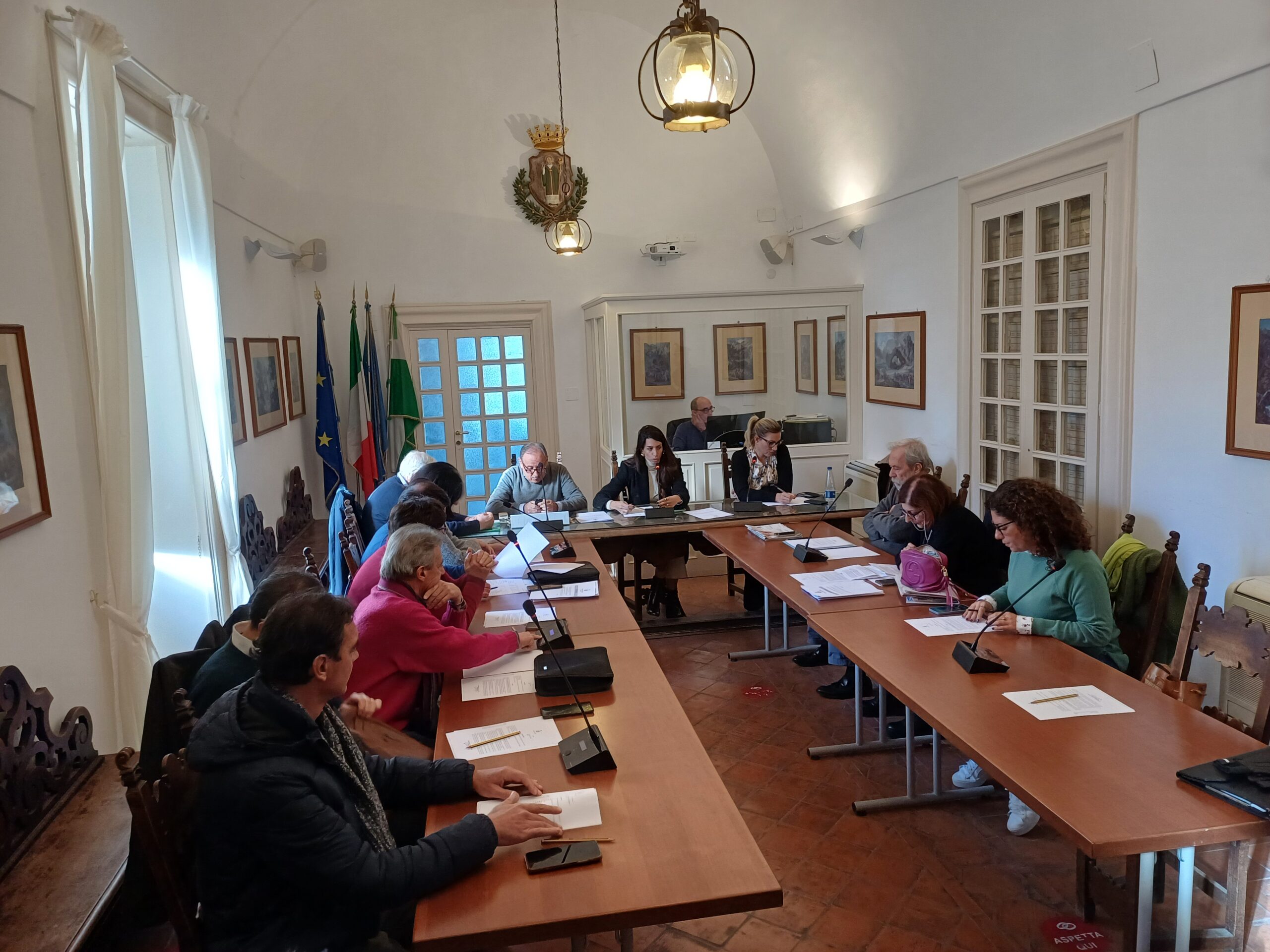 Consiglio Comunale di Capri delibera affidamento in house del servizio di gestione del Porto Turistico