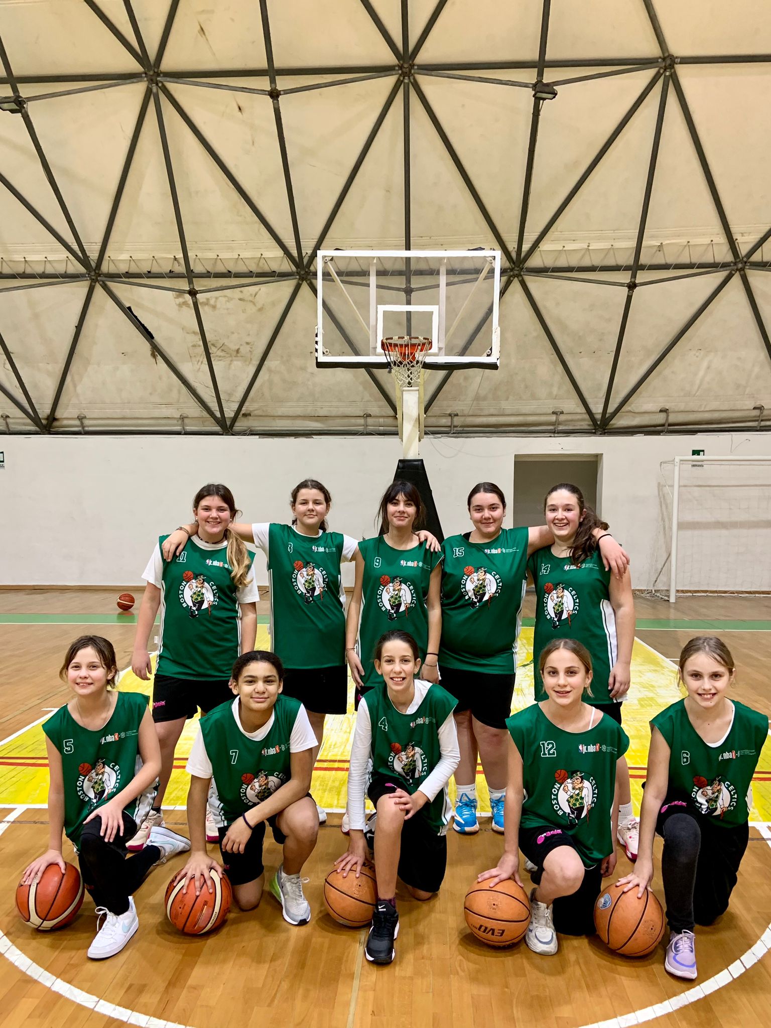 Basket: parte il campionatio di Under 13 femminile per la Capri Blue Lizard con la divisa dei Boston Celtics