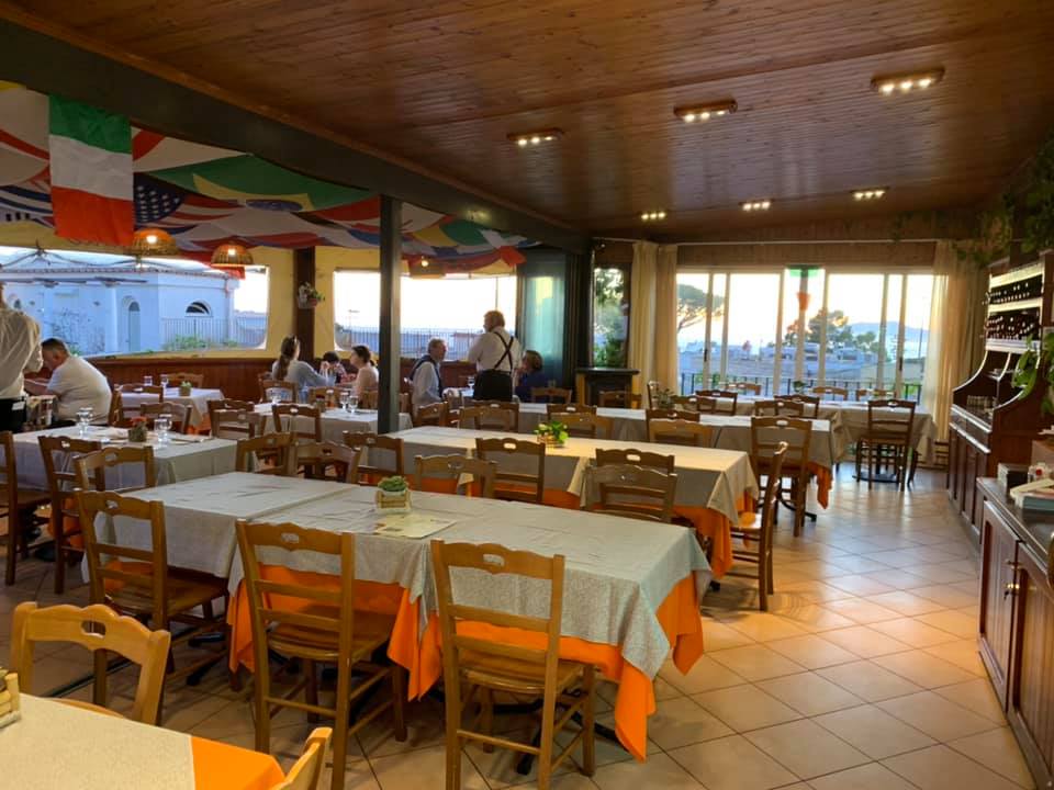 Chiude il ristorante Barbarossa ad Anacapri, i gestori: “Ringraziamo coloro che ci hanno onorato negli ultimi 25 anni con la loro presenza”