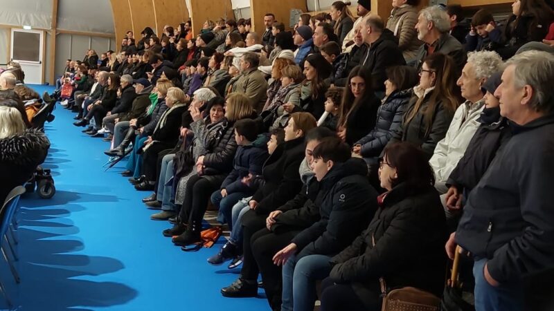 Ad Anacapri nella nuovissima palestra comunale l’anno inizia con le bande folkloristiche