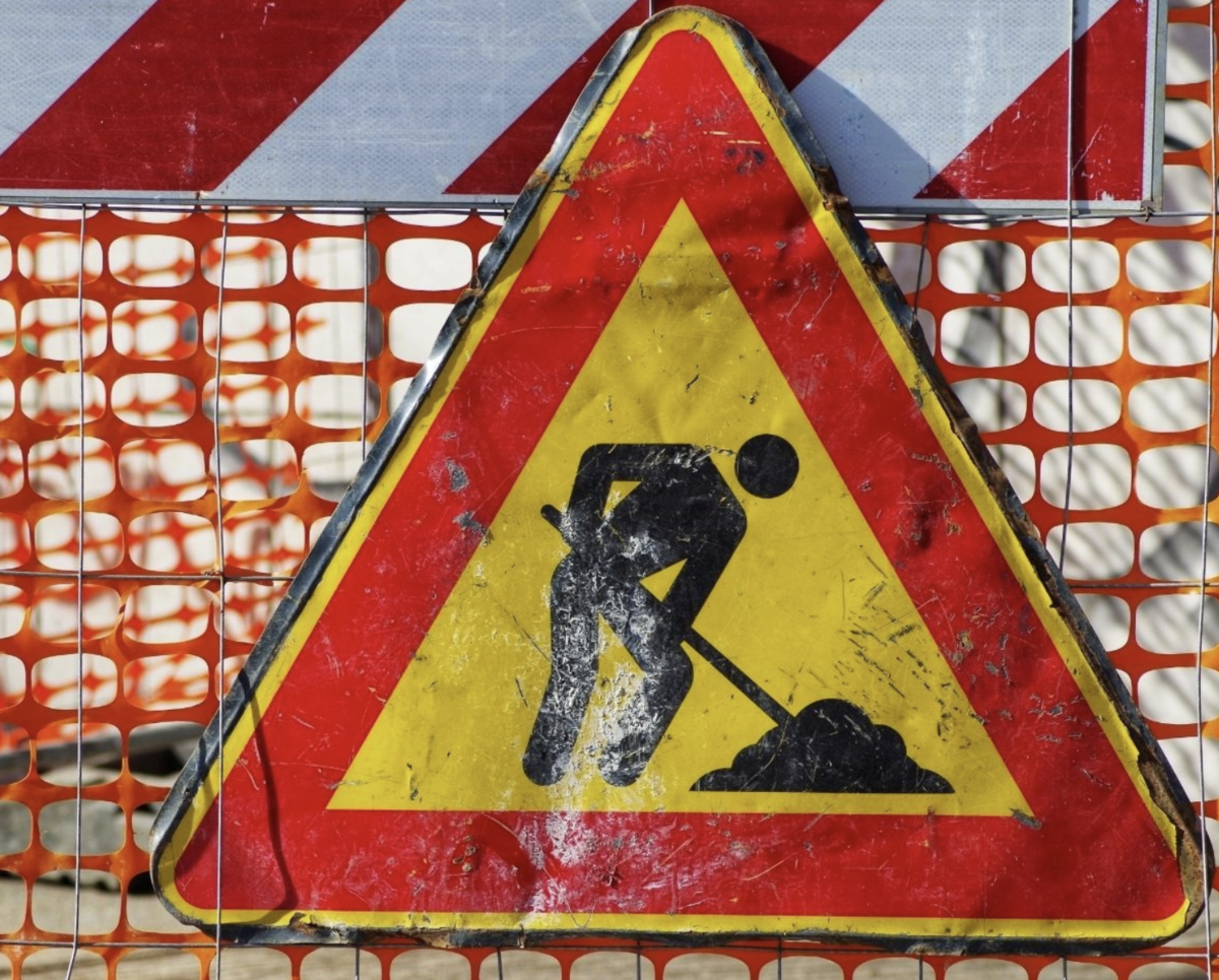 Interventi di manutenzione della pavimentazione stradale in vista del vertice G7: il Comune di Capri affida i lavori