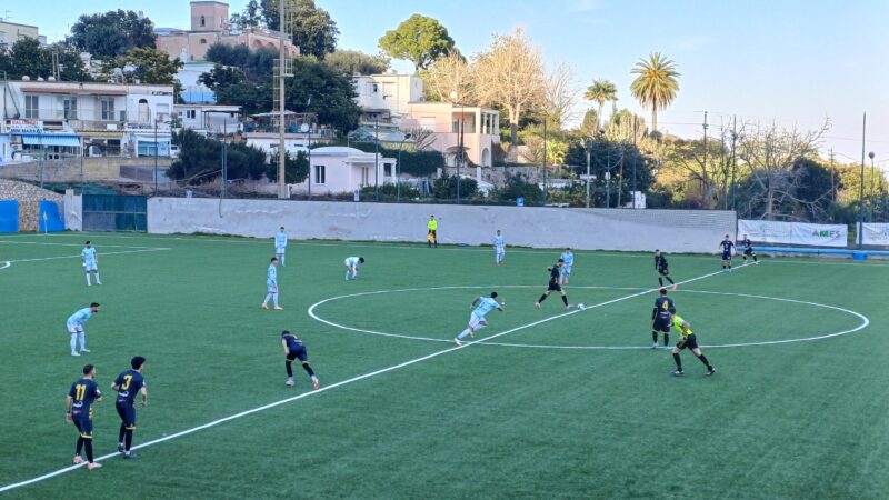 Calcio (Eccellenza): Principe-gol, Givova Capri Anacapri manda ko il Castel Volturno