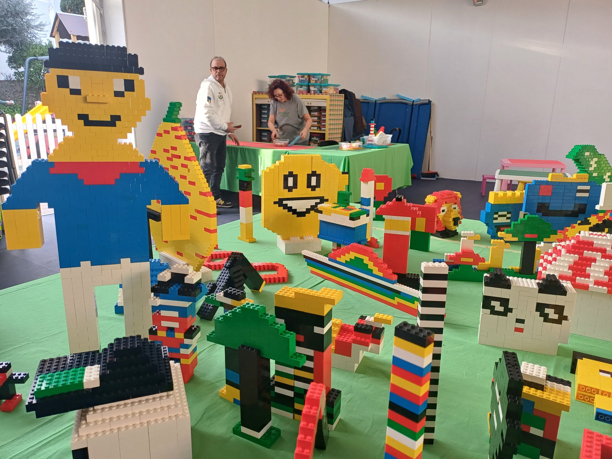 Inclusione sociale, divertimento e grande partecipazione: tre giorni a Capri con i mattoncini Lego (photogallery)