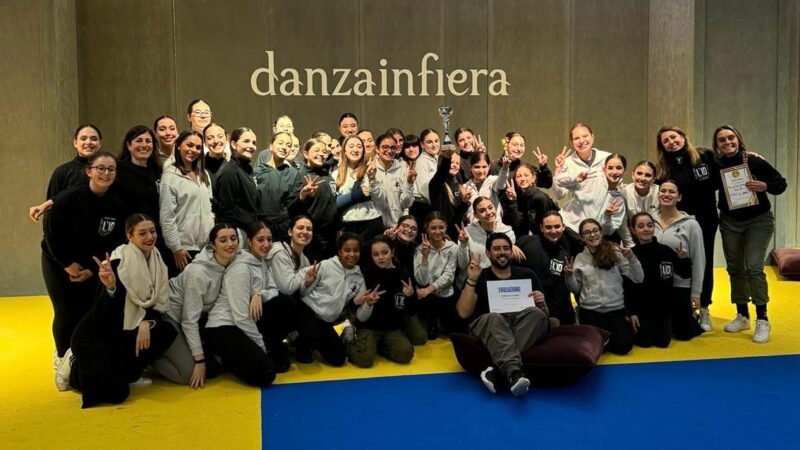 Bottino di trofei e borse di studio per L’Isola Danza di Capri al prestigioso evento “Danzainfiera” di Firenze (photogallery)