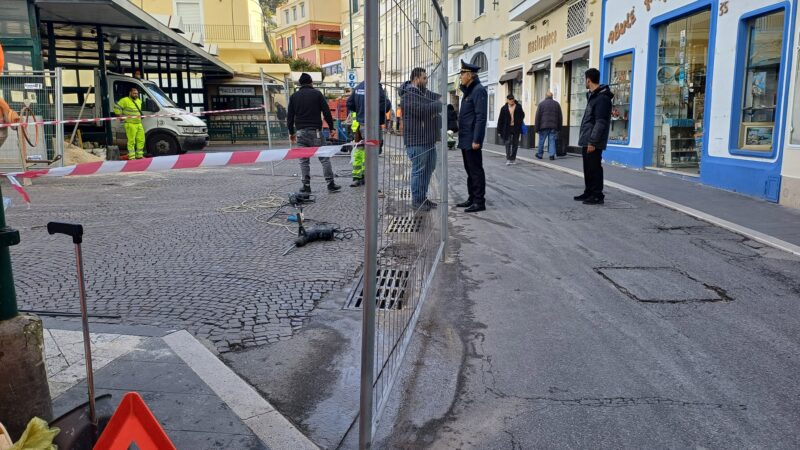 Iniziati i lavori in piazza Martiri d’Ungheria per le nuove caditoie (photogallery)