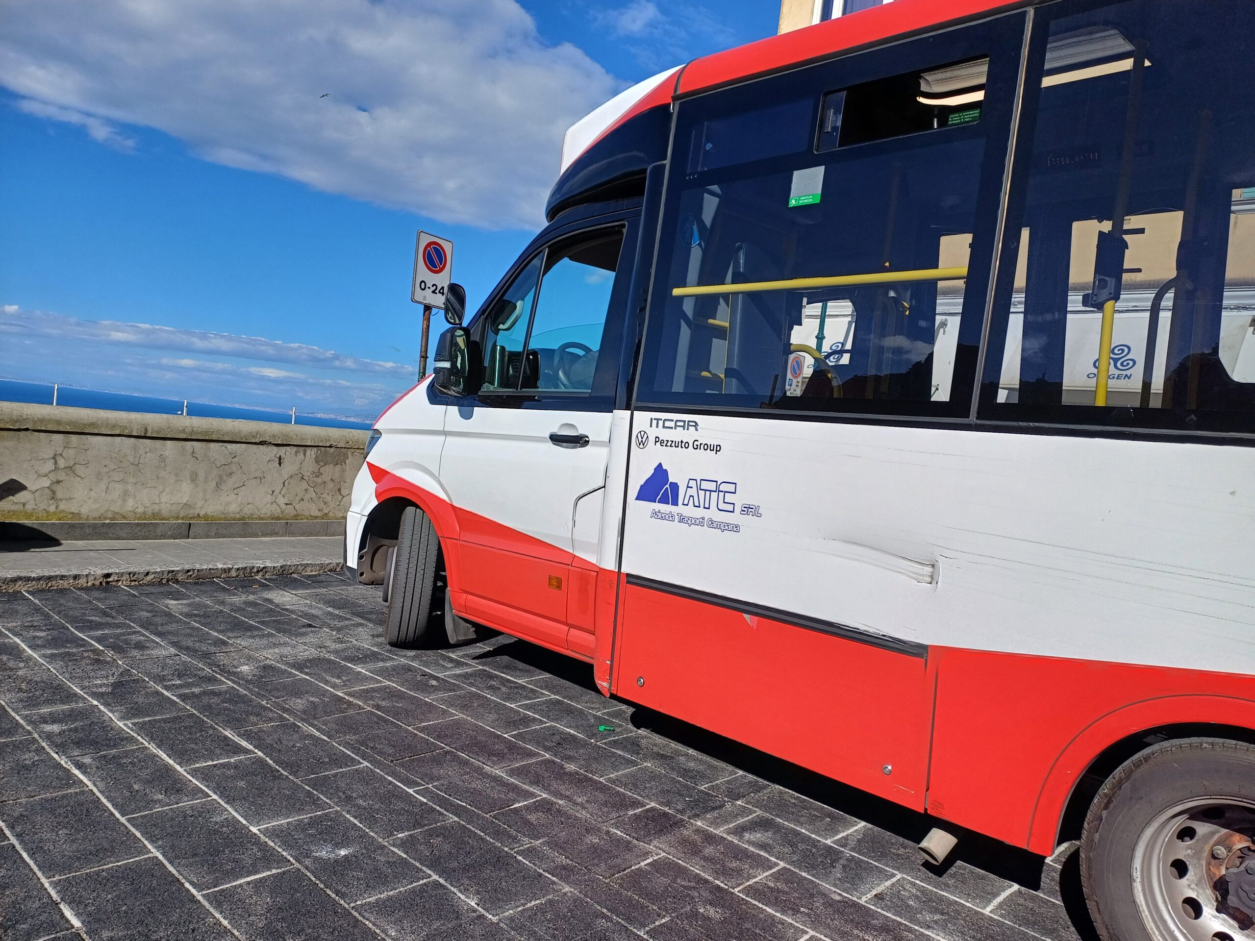 Trasporto pubblico locale: le amministrazioni di Capri e Anacapri chiedono alla Città Metropolitana la revoca del servizio all’Atc e l’attivazione delle procedure per un nuovo affidamento