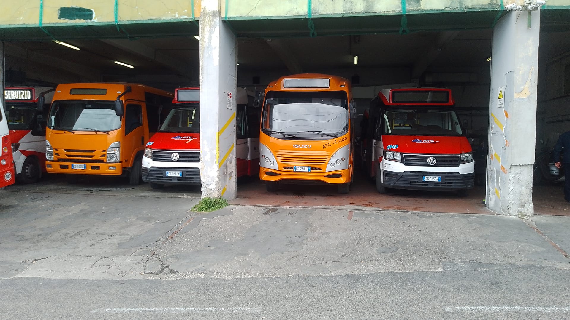 Sciopero bus a Capri, altissima adesione. L’Usb: “Un segnale forte all’azienda e alle istituzioni, basta ambiguità” (photogallery)