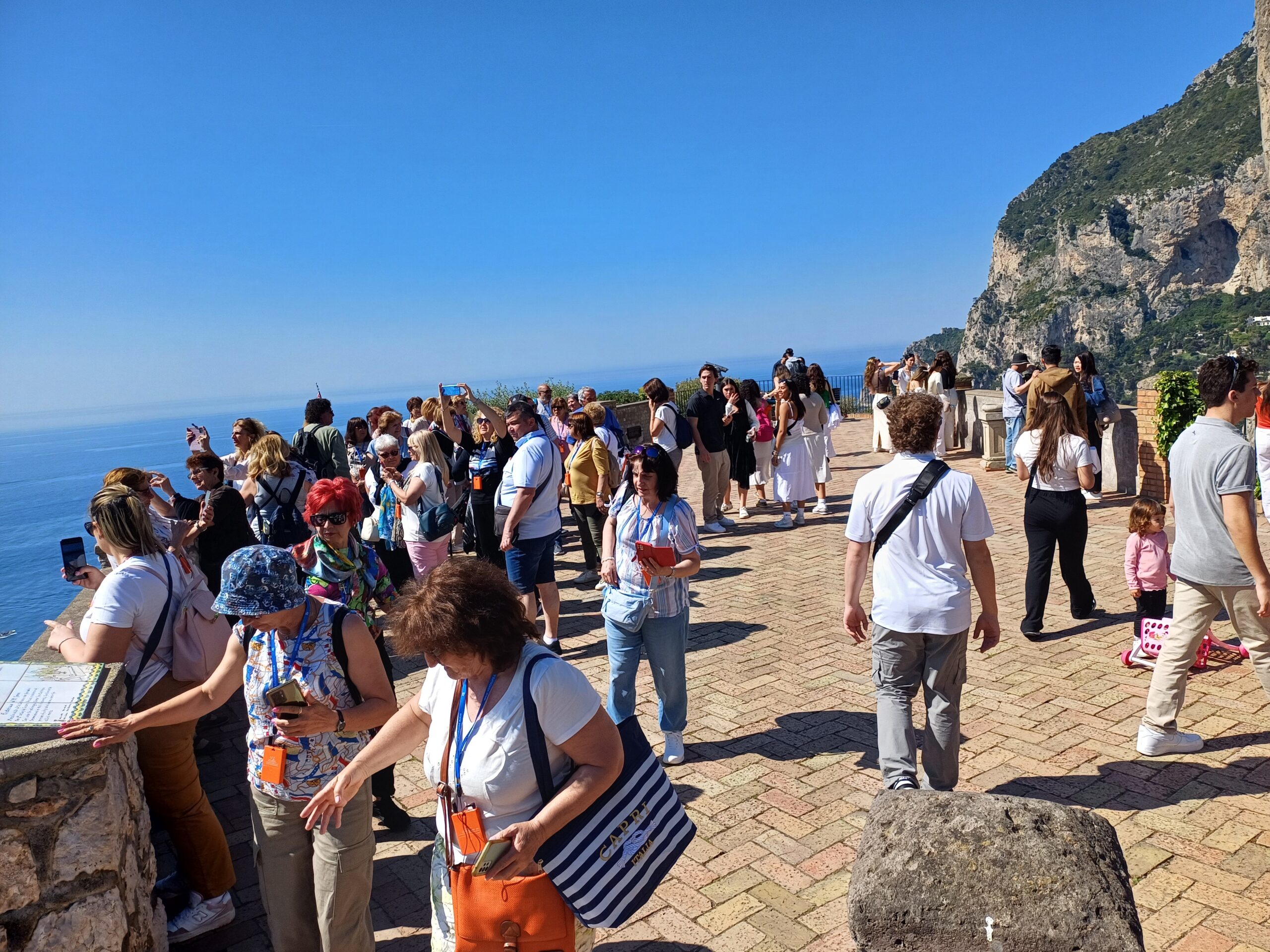 Anticipo d’estate a Capri ma durerà poco, da metà settimana previsto brusco cambiamento climatico