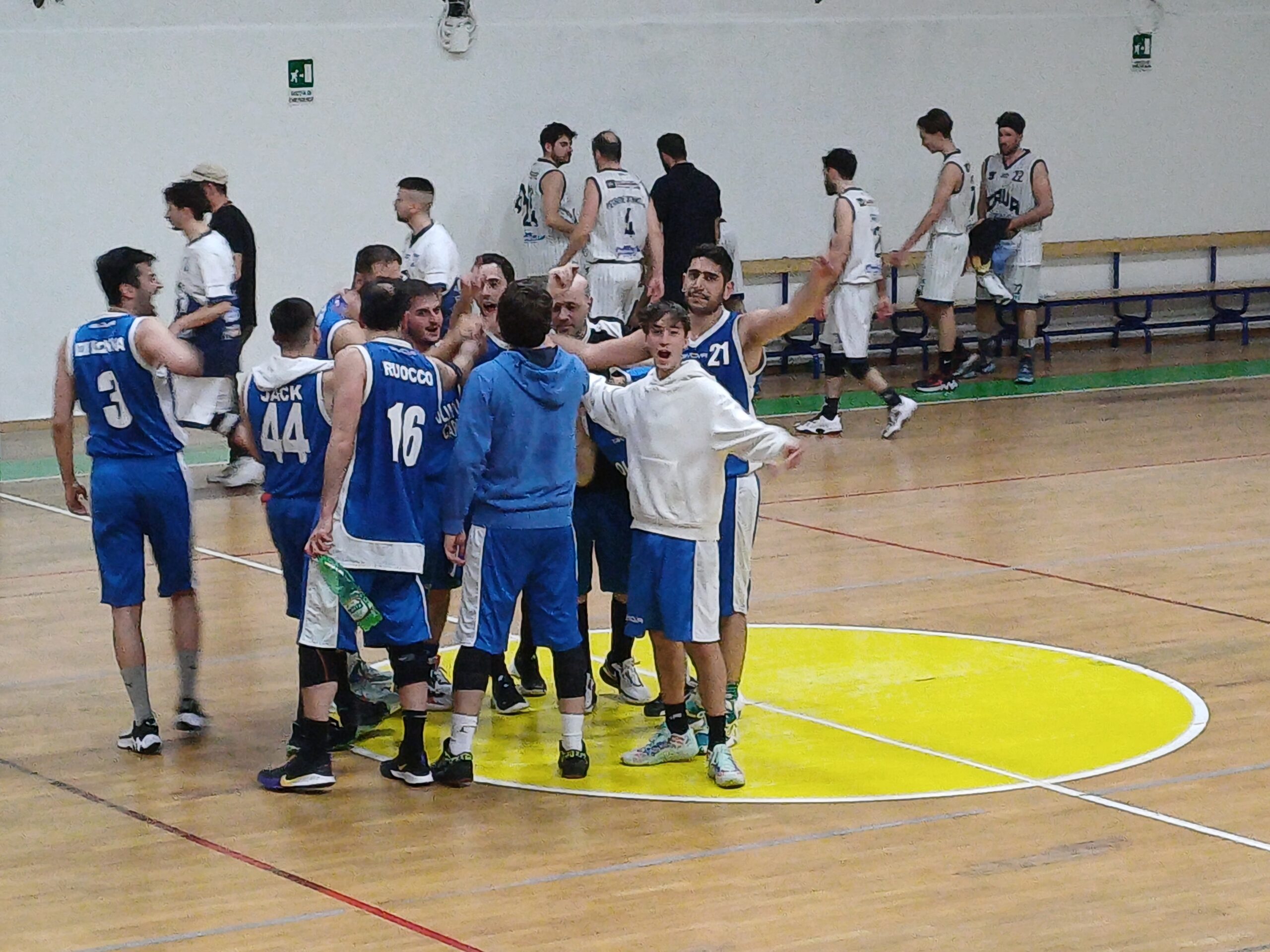 Basket (Divisione 3 Regionale): l’Olimpia Capri vince gara 1 dei playoff, De Gregorio mattatore con 28 punti