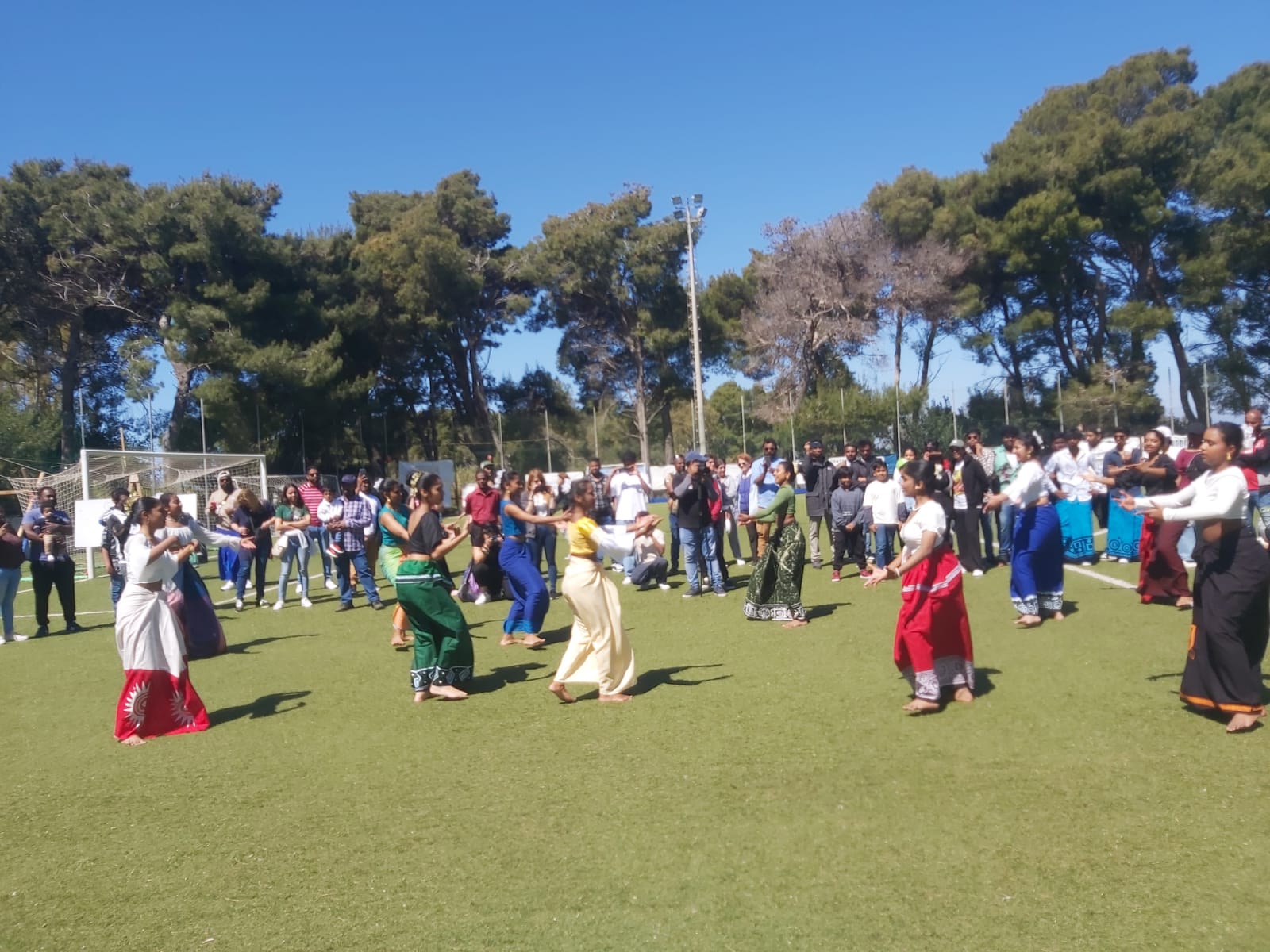 Festa al campo Damecuta di Anacapri per il capodanno singalese (photogallery)