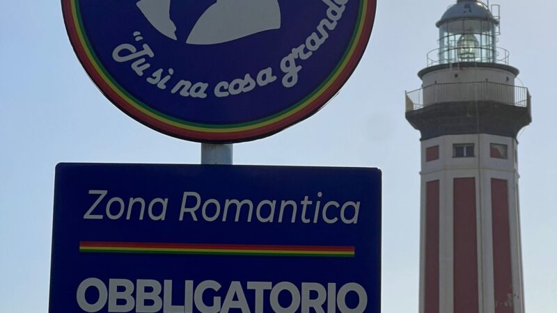 Anacapri zona romantica, al Faro ripristinati i cartelli che erano stati divelti dalle intemperie invernali