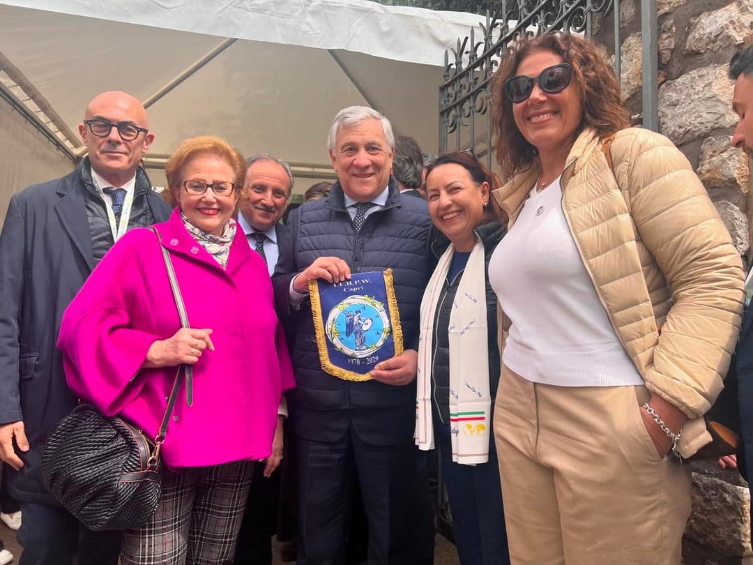Tajani lascia Capri, il saluto ai sindaci dell’isola e l’incontro con la Fidapa
