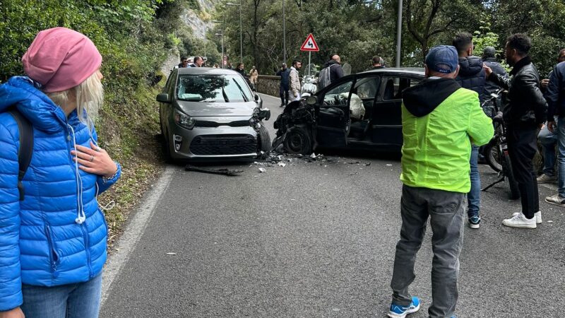 Incidente stradale in via Provinciale Capri/Anacapri