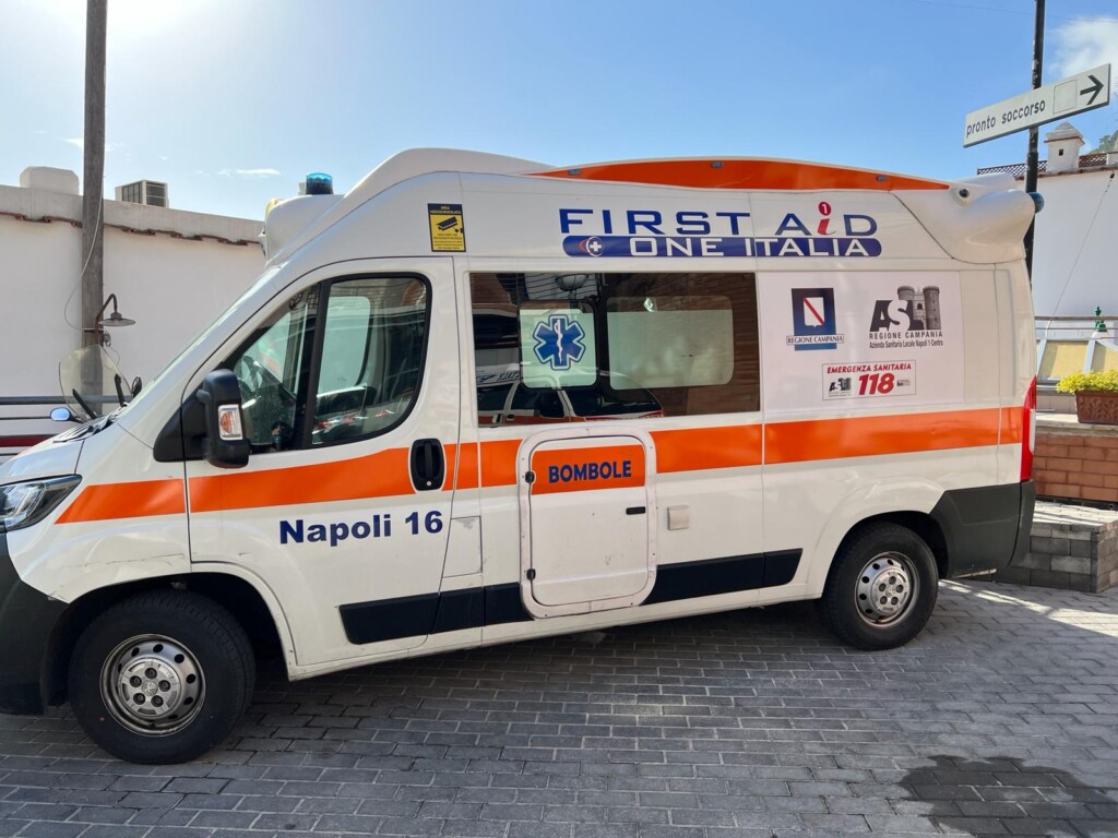 Sanità: ambulanza no stop, 11 richieste di intervento al 118 a Capri nell’arco della giornata domenicale