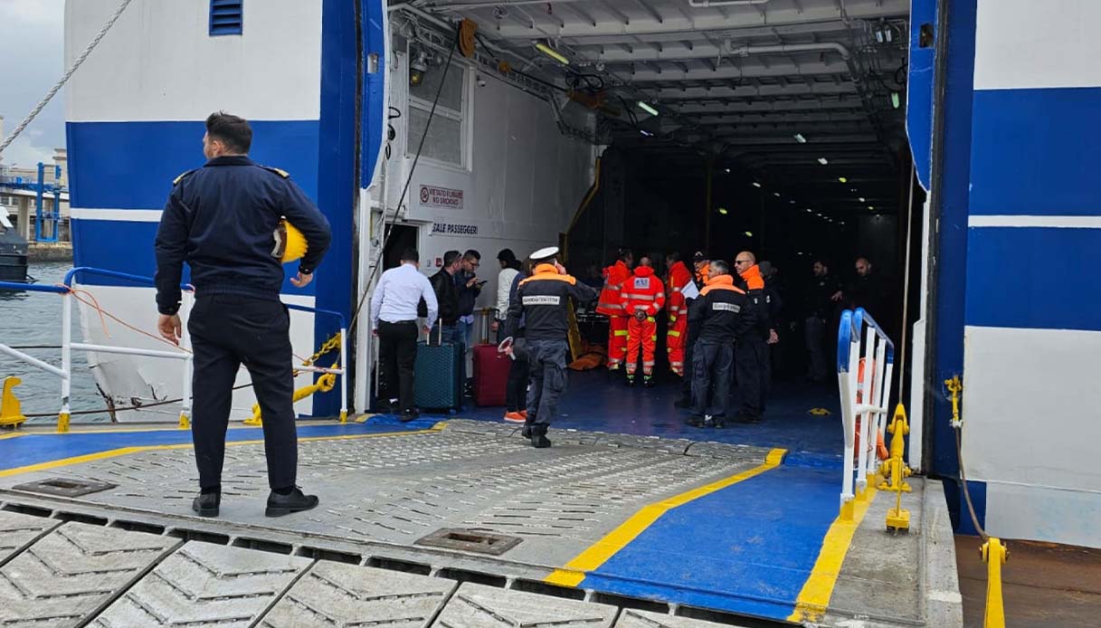 Incidente nave al Molo Beverello: dimessi 35 feriti, in 9 restano ricoverati o in osservazione