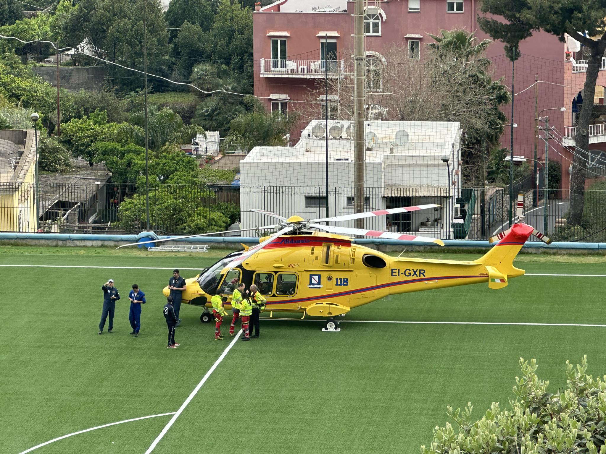 G7 Esteri a Capri: elicottero 118 al San Costanzo pronto per qualsiasi emergenza sanitaria