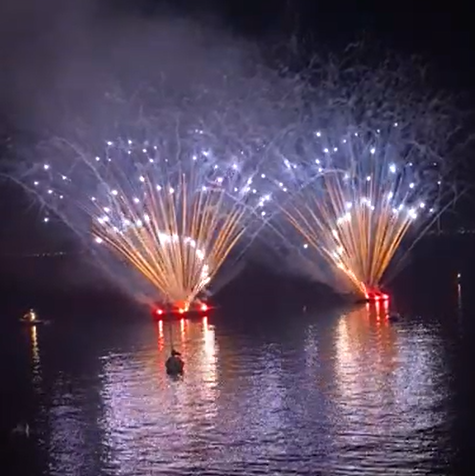 Spettacolo pirotecnico musicale in occasione dei festeggiamenti di San Costanzo a Capri (video)