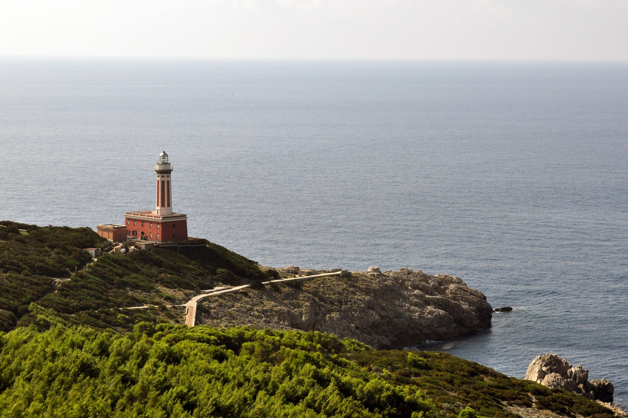 Recupero attrezzi da pesca abbandonati sui fondali davanti Punta Carena, ordinanza della Capitaneria di Porto