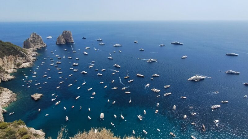 Turismo e vacanze: weekend col pienone a Capri (photogallery)
