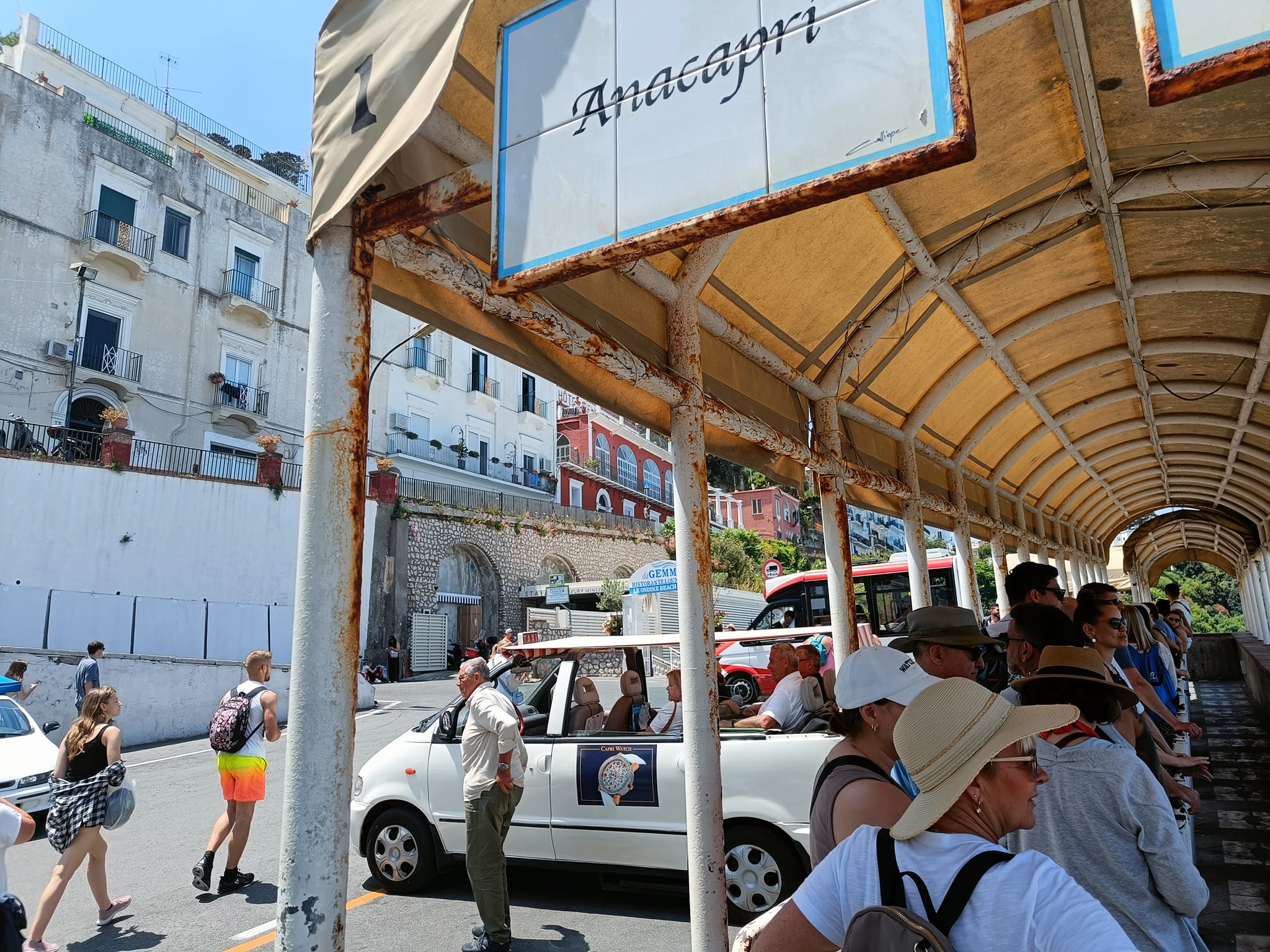 Corse straordinarie di autobus da Marina Grande, l’Ascom Anacapri in linea con Cerrotta: “Favorevoli all’affidamento ad altra società”