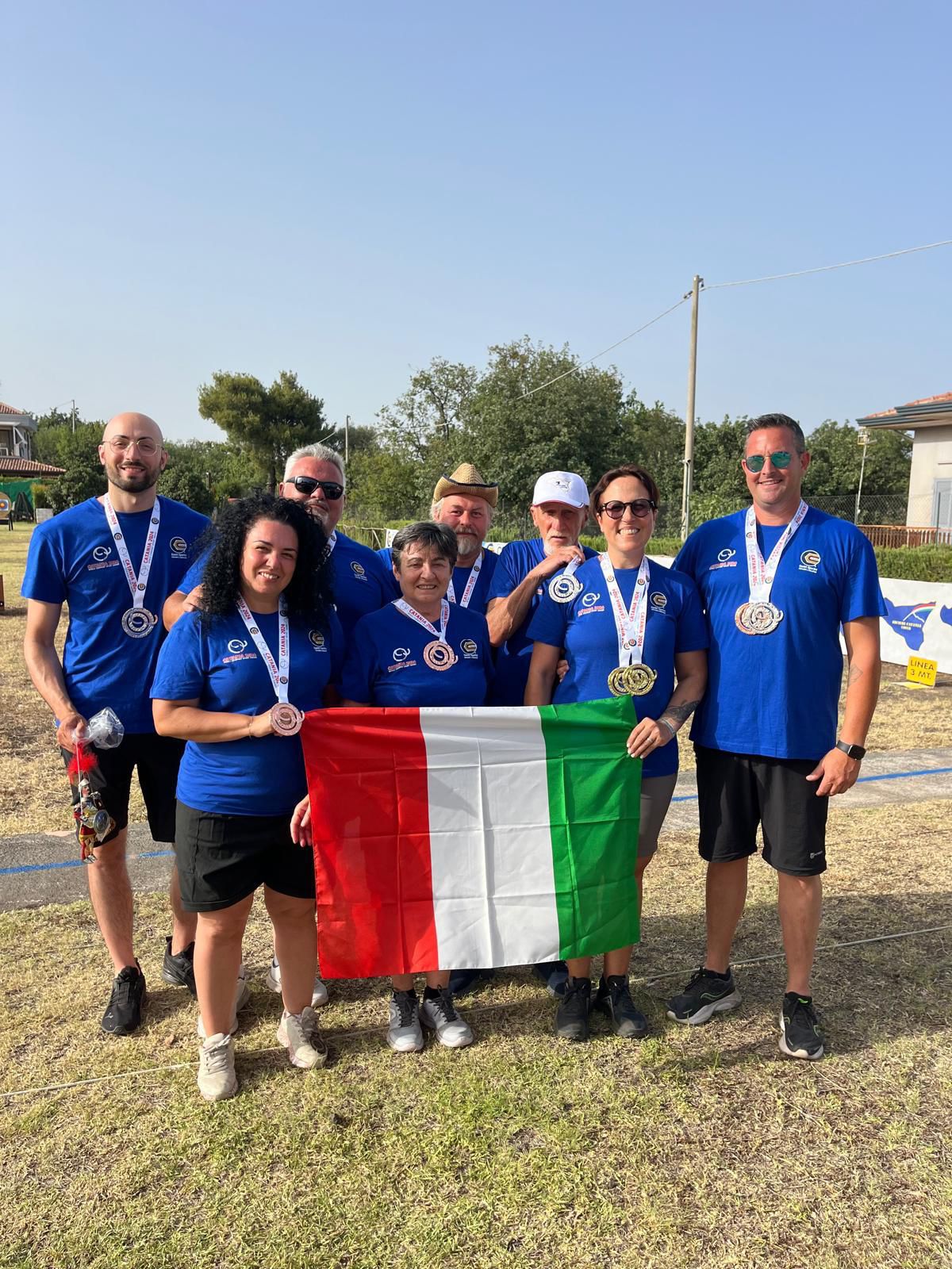 Tiro con l’arco: gli Arcieri Barbarossa portano in alto i colori di Capri, l’ultimo successo a Catania