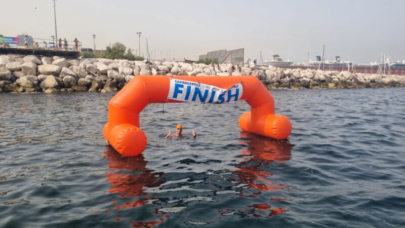 Nuoto di fondo: al francese Bermond la prima prova Open della Capri-Napoli 2024
