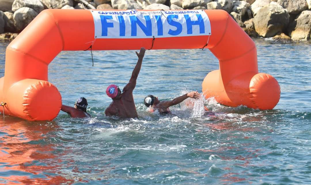 Nuoto: festa internazionale al Circolo Canottieri in occasione della seconda prova open della Capri-Napoli