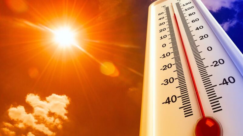 Il caldo non dà tregua: temperature in ulteriore aumento, nuova allerta meteo della Protezione Civile