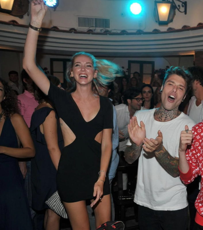 Il retroscena: tra Ferragni e Fedez aria di crisi a Capri prima ancora del pandoro gate