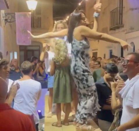 Momenti della Settembrata Anacaprese tra festa e musica (video)