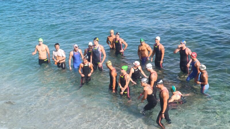 Nuoto: partita dalle acque di Marina Grande la 59esima edizione della Capri-Napoli (photogallery)