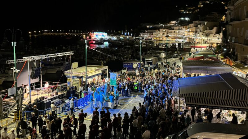 Marina Grande in festa per la ricorrenza della Madonna della Libera (ampia photogallery della processione)