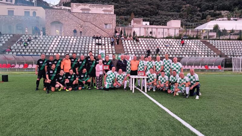 Partita di calcio tra emozioni e amarcord in memoria di Costanzo “Pataniello”