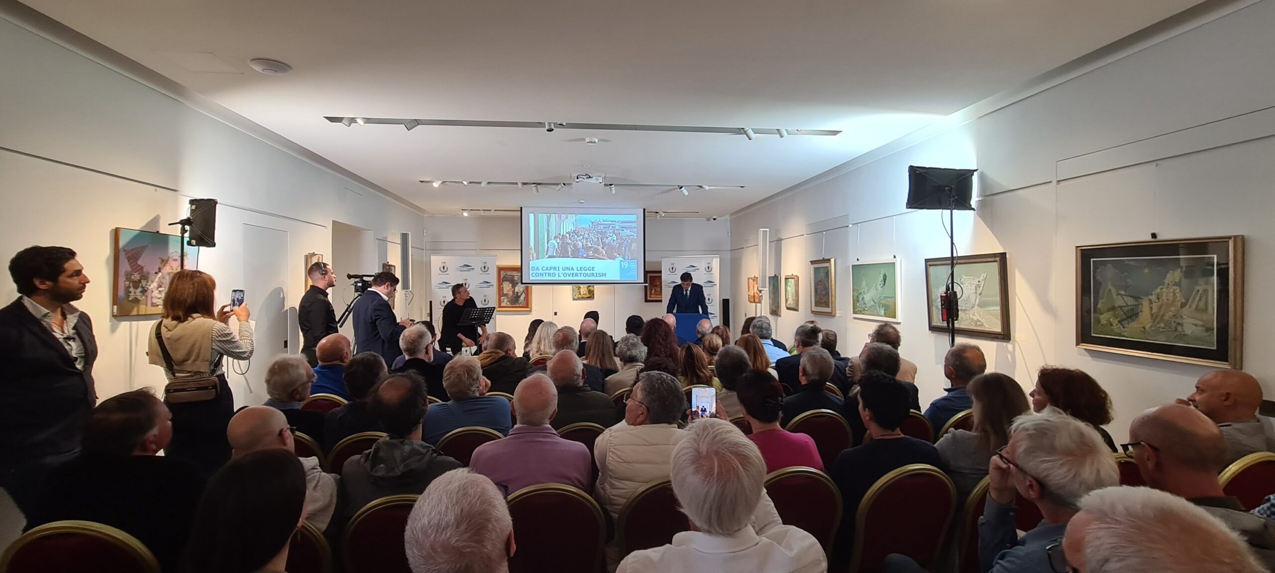 Sovraffollamento nelle località turistiche, i risultati dello studio del prof. Preiti illustrati al convegno di Capri