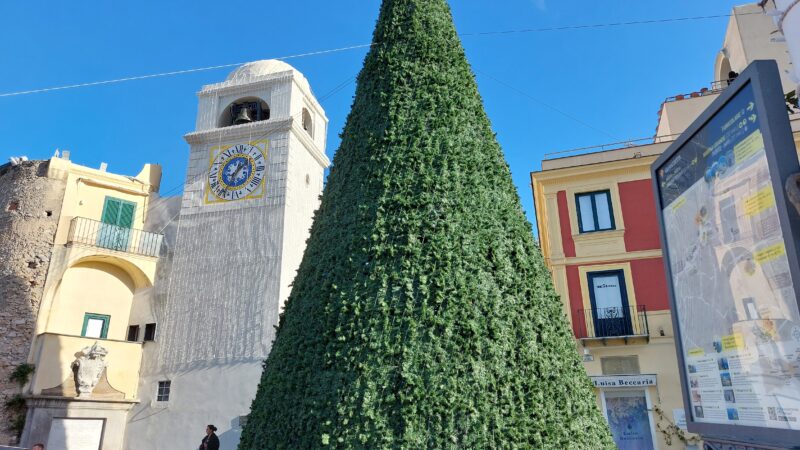 “Incanto di Natale”: ricco e variegato programma di eventi delle festività a Capri. Il 7 l’accensione delle luminarie