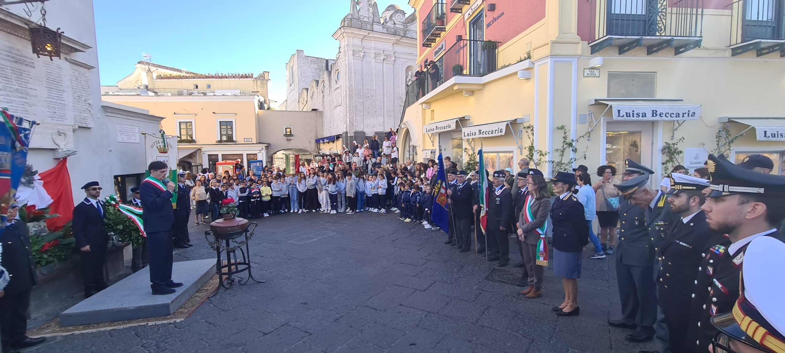 Le celebrazioni sull’isola di Capri della ricorrenza del 4 novembre (photogallery)