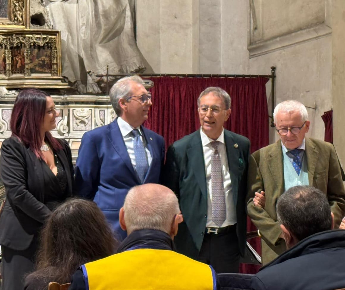 I Lions Club Capri donano 3000 euro all’associazione Sanitansamble