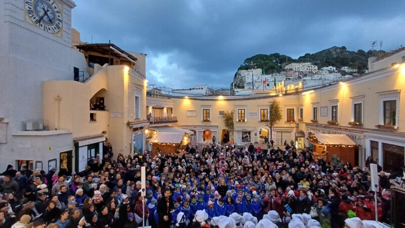 Inaugurati i mercatini di Natale a Capri (photogallery)