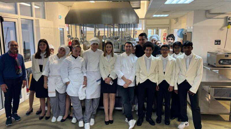 Scuola di pizza all’istituto alberghiero di Anacapri con Ciro Oliva