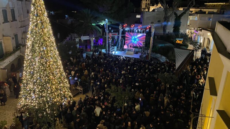 Un successone la quarta edizione di Anacapri Music Festival, folla festante in strada. Fargetta guest star (video e foto)