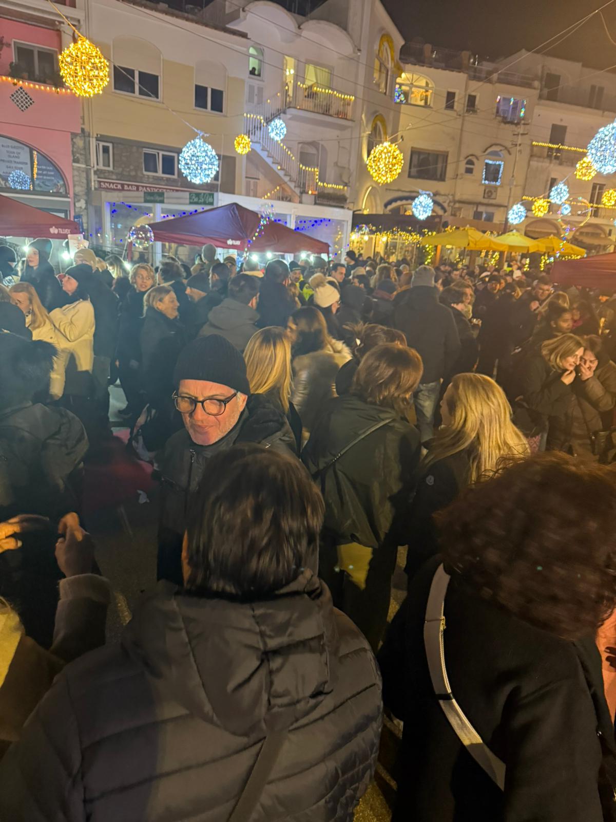 Pienone a “Marina in Christmas”, il successo di un evento pensato per tutte le età (foto e video)