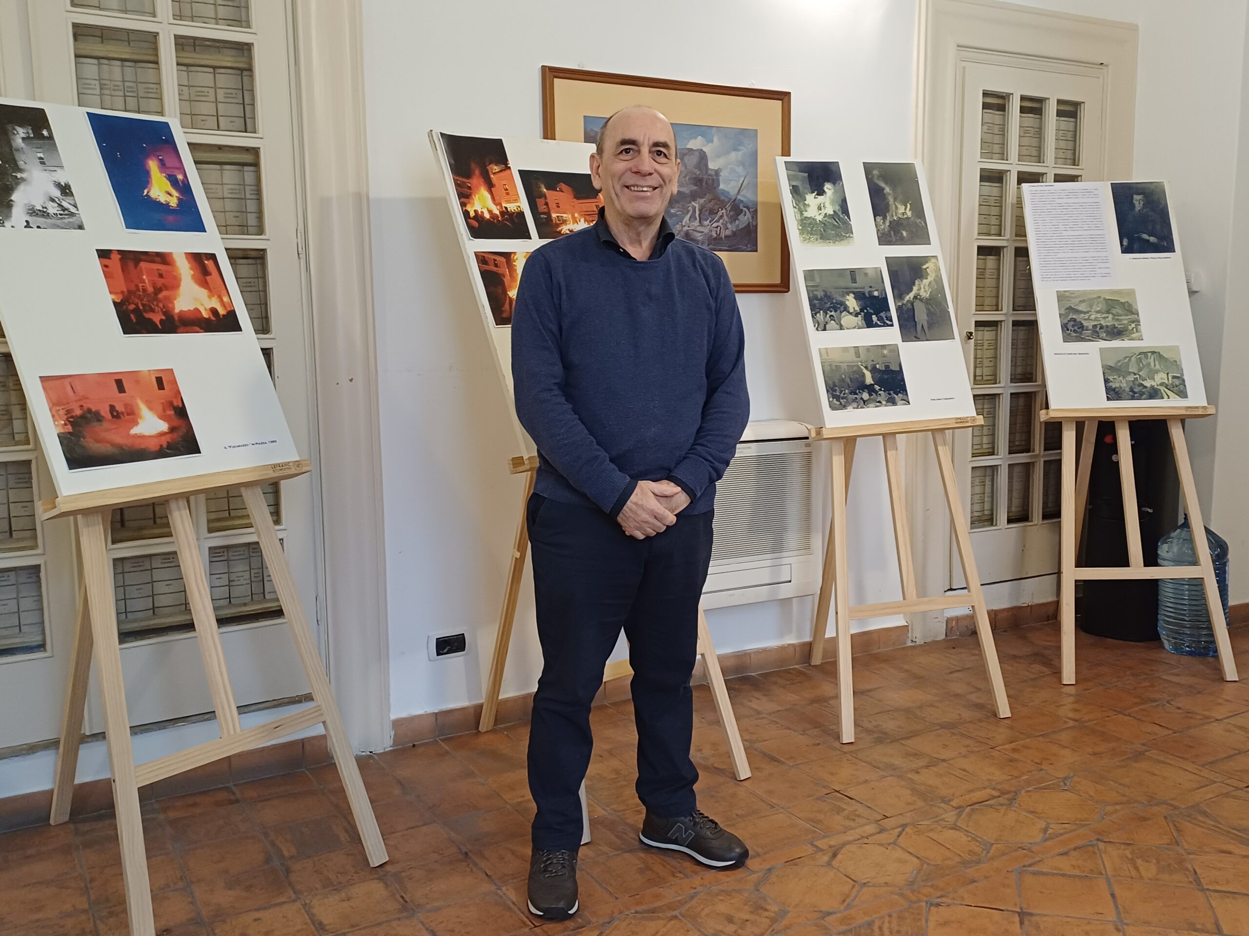 Nella sala consiliare di Capri la mostra storica di foto del fuoco di San Sebastiano