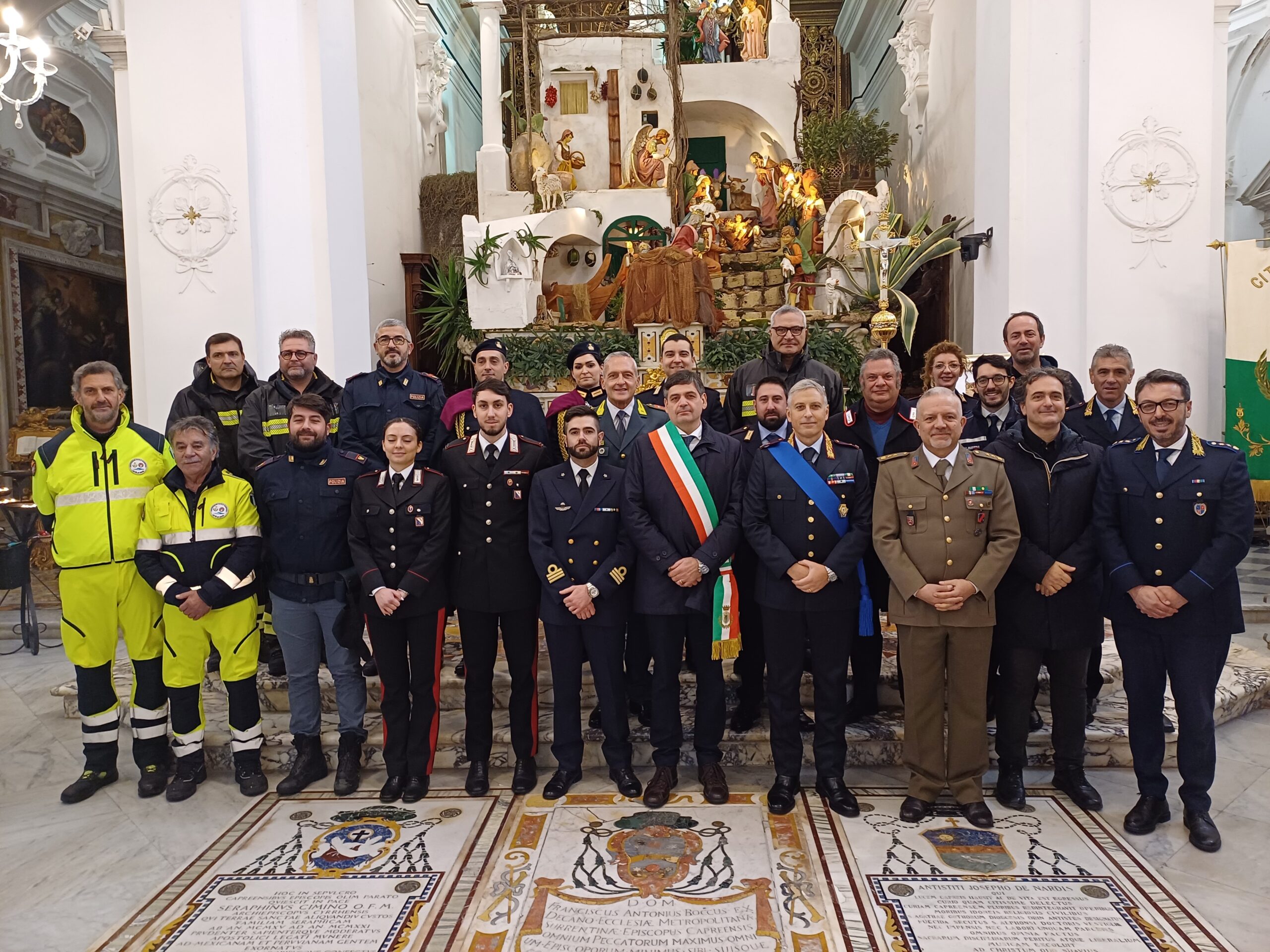 San Sebastiano patrono della Polizia Municipale: celebrazione nell’ex cattedrale di Capri (photogallery)