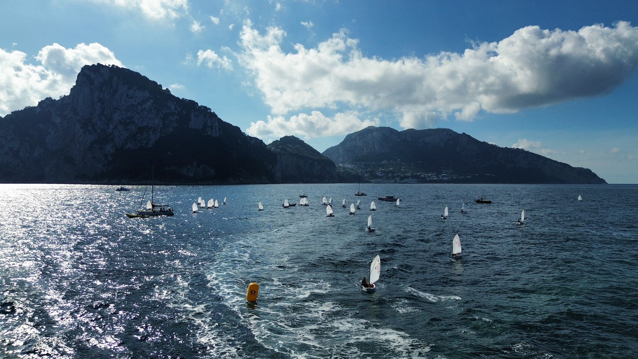 Numerose manifestazioni veliche a Capri nel 2025: ecco il programma