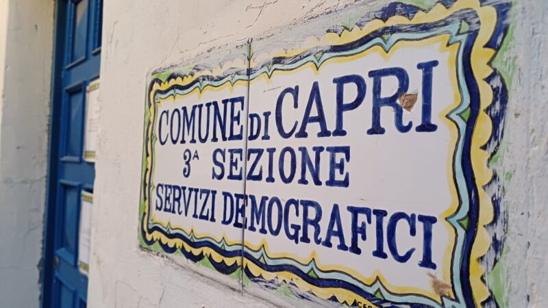 Chiude per lavori l’ufficio anagrafe di Capri, trasferimento temporaneo in altra sede